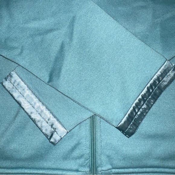 Monterey Bay 2-Piece Women’s Teal Sweatsuit – Size Medium - Picture 9 of 13